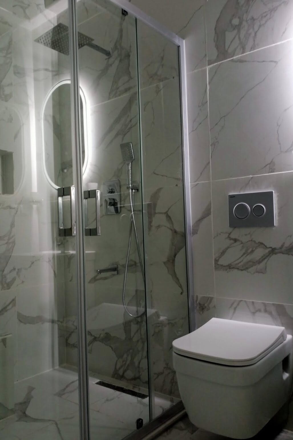 Koku Problemlerine Yönelik Gider ve Hat Temizlik Çözümleri Sunan Uzman Tesisat Desteği